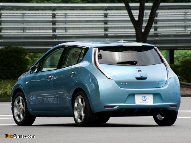 Images of Nissan Leaf JP-spec (ZEO) 2010 (640 x 480)