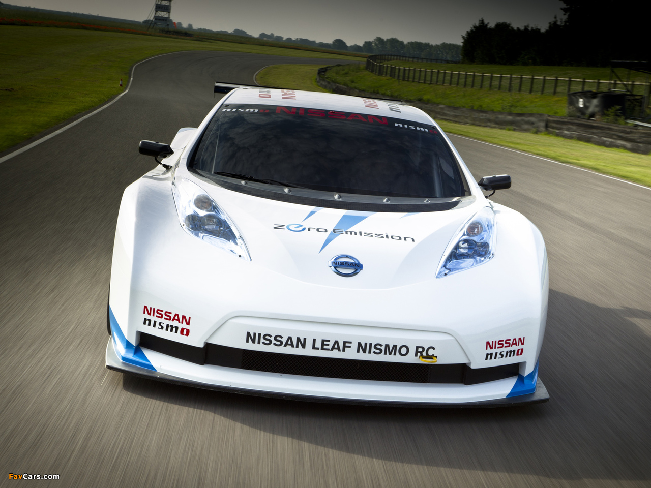 Nissan Leaf Nismo RC 2011 images (1280 x 960)