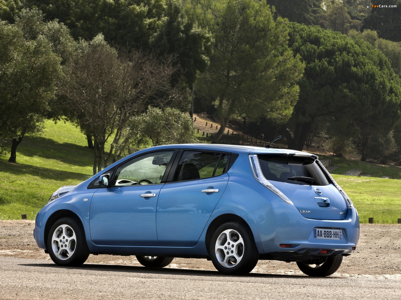 Photos of Nissan Leaf 2010 (1600 x 1200)