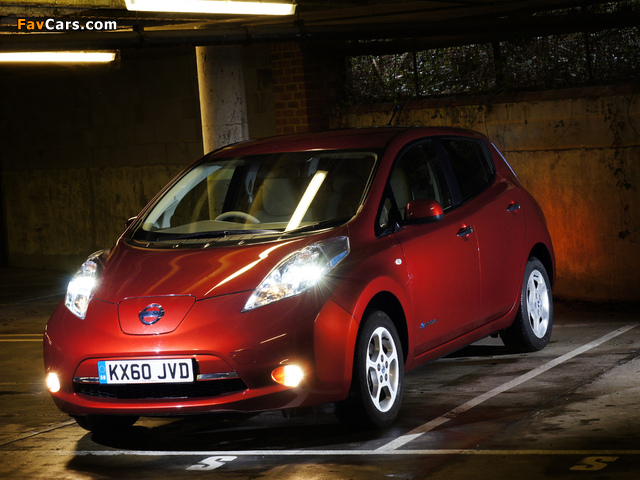 Photos of Nissan Leaf UK-spec 2011 (640 x 480)