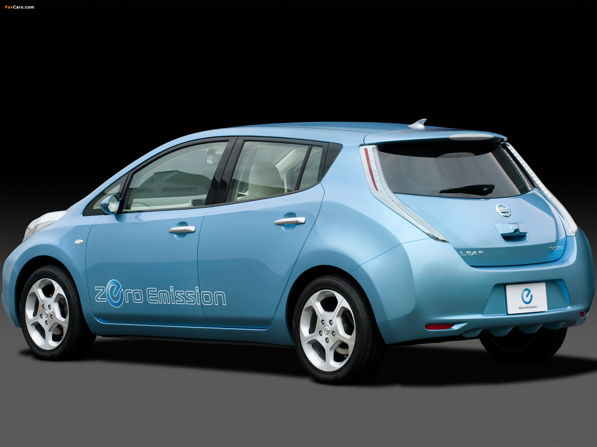 Pictures of Nissan Leaf JP-spec (ZEO) 2010 (2048 x 1536)