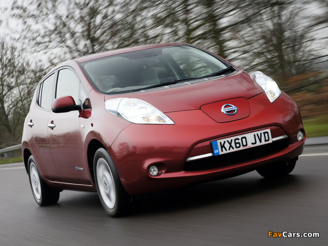 Pictures of Nissan Leaf UK-spec 2011 (640 x 480)