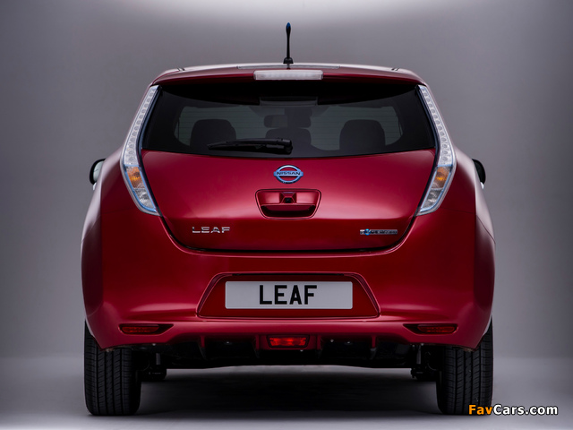 Nissan Leaf 2013 wallpapers (640 x 480)