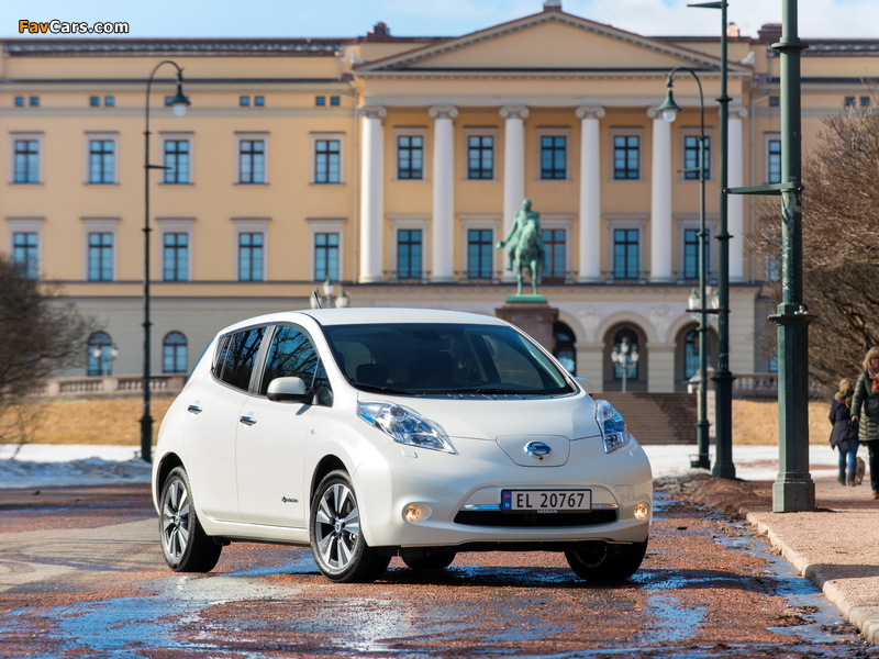 Nissan Leaf 2013 wallpapers (800 x 600)