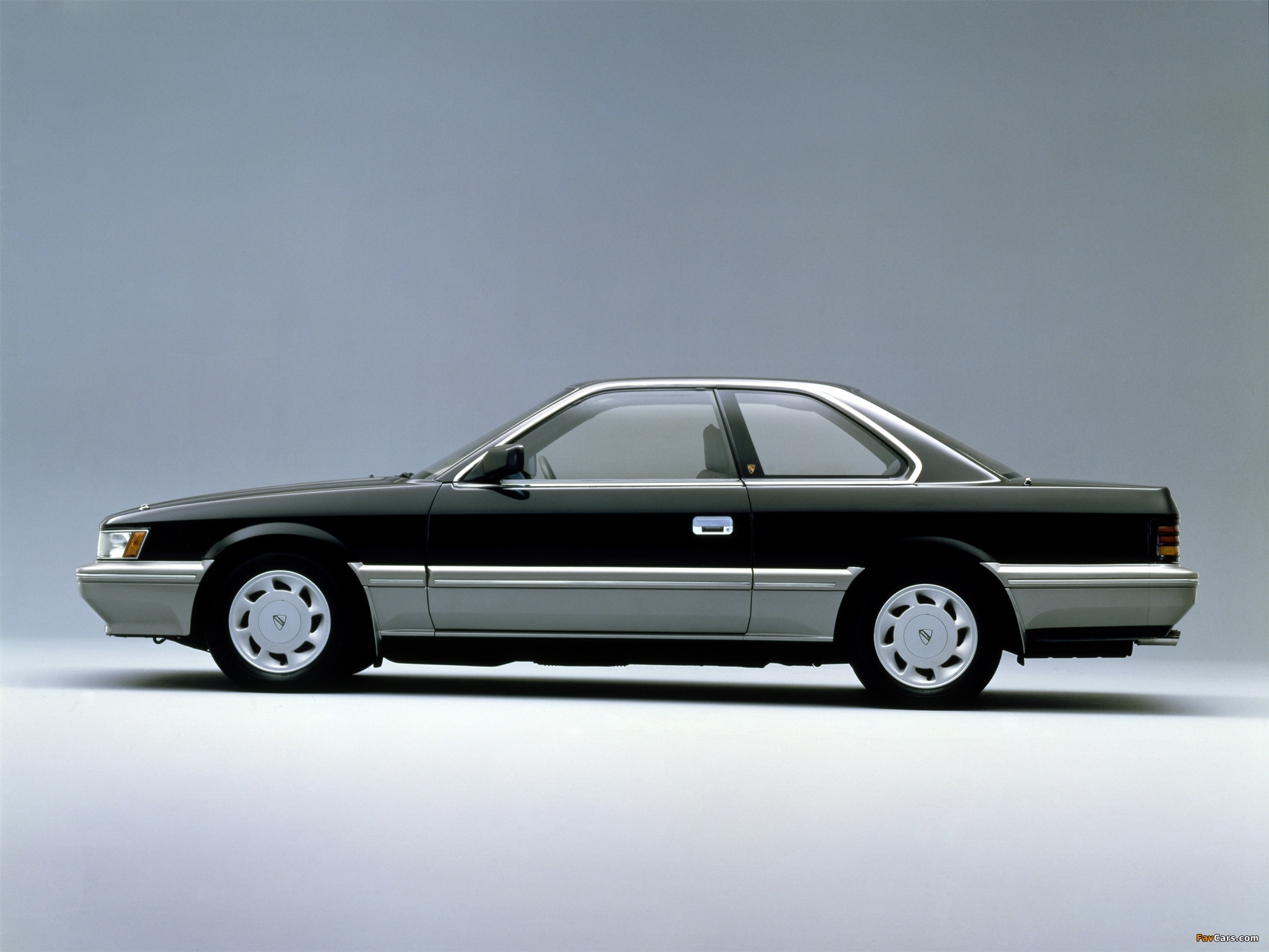 Images of Nissan Leopard (UF31) 1986–88 (2048 x 1536)