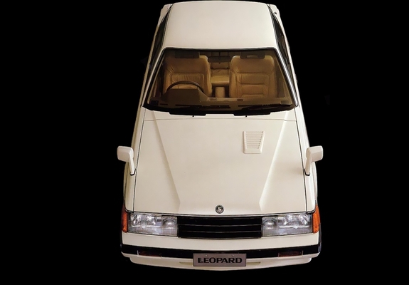 Nissan Leopard wallpapers