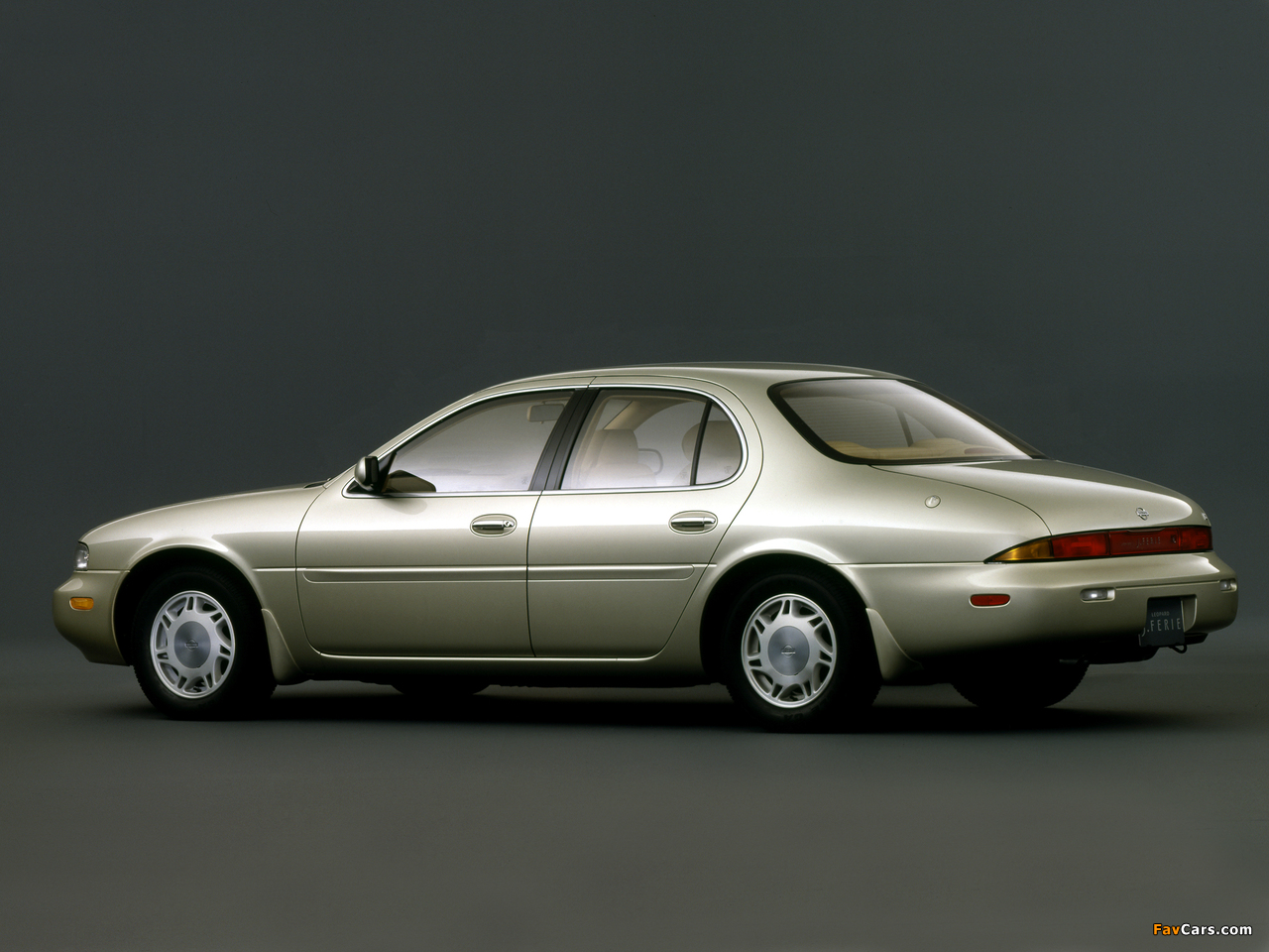 Photos of Nissan Leopard J Ferie (JY32) 1992–96 (1280 x 960)
