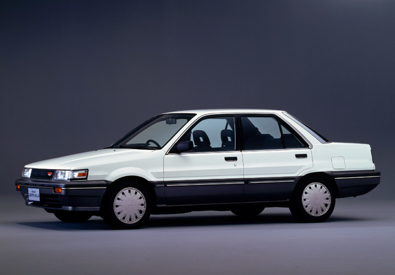 Images of Nissan Liberta Villa SSS Sedan (N13) 1986–90