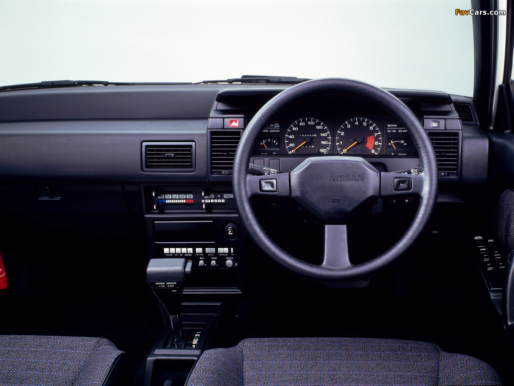 Nissan Liberta Villa SSS Sedan (N13) 1986–90 images (1024 x 768)