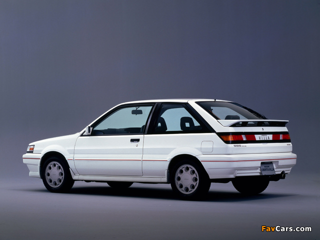 Nissan Liberta Villa SSS Hatchback (N13) 1986–90 photos (640 x 480)