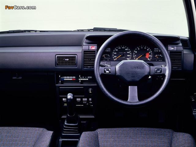 Nissan Liberta Villa SSS Hatchback (N13) 1986–90 photos (640 x 480)