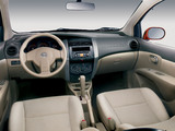 Nissan Livina 2007–13 wallpapers