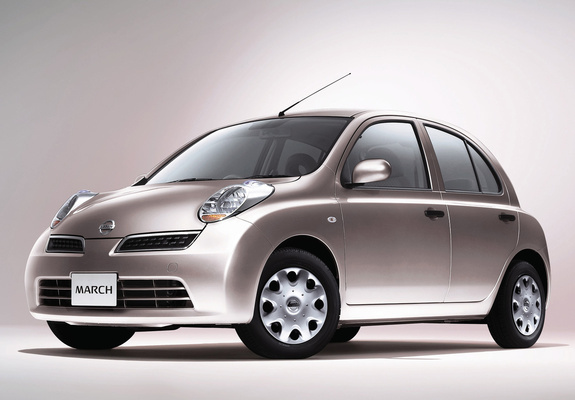 Pictures of Nissan March 5-door (K12C) 2007–10