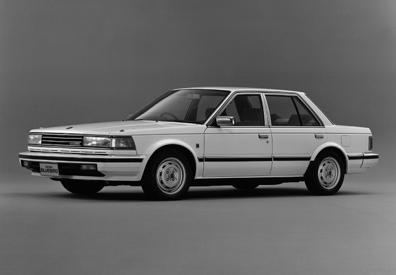 Images of Nissan Bluebird Maxima Sedan (U11) 1984–86