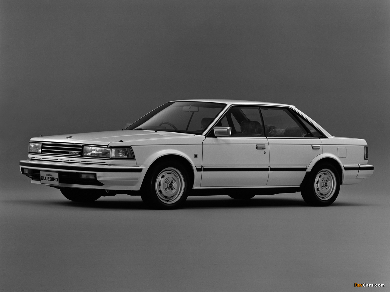 Nissan Bluebird Maxima Hardtop (U11) 1984–86 images (1280 x 960)
