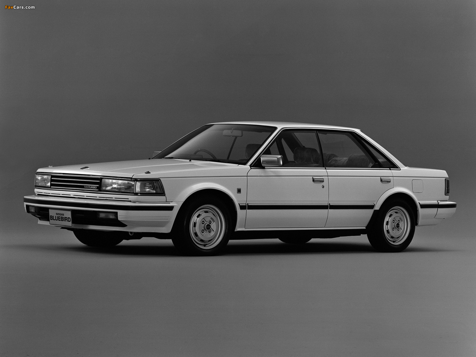Nissan Bluebird Maxima Hardtop (U11) 1984–86 images (1600 x 1200)