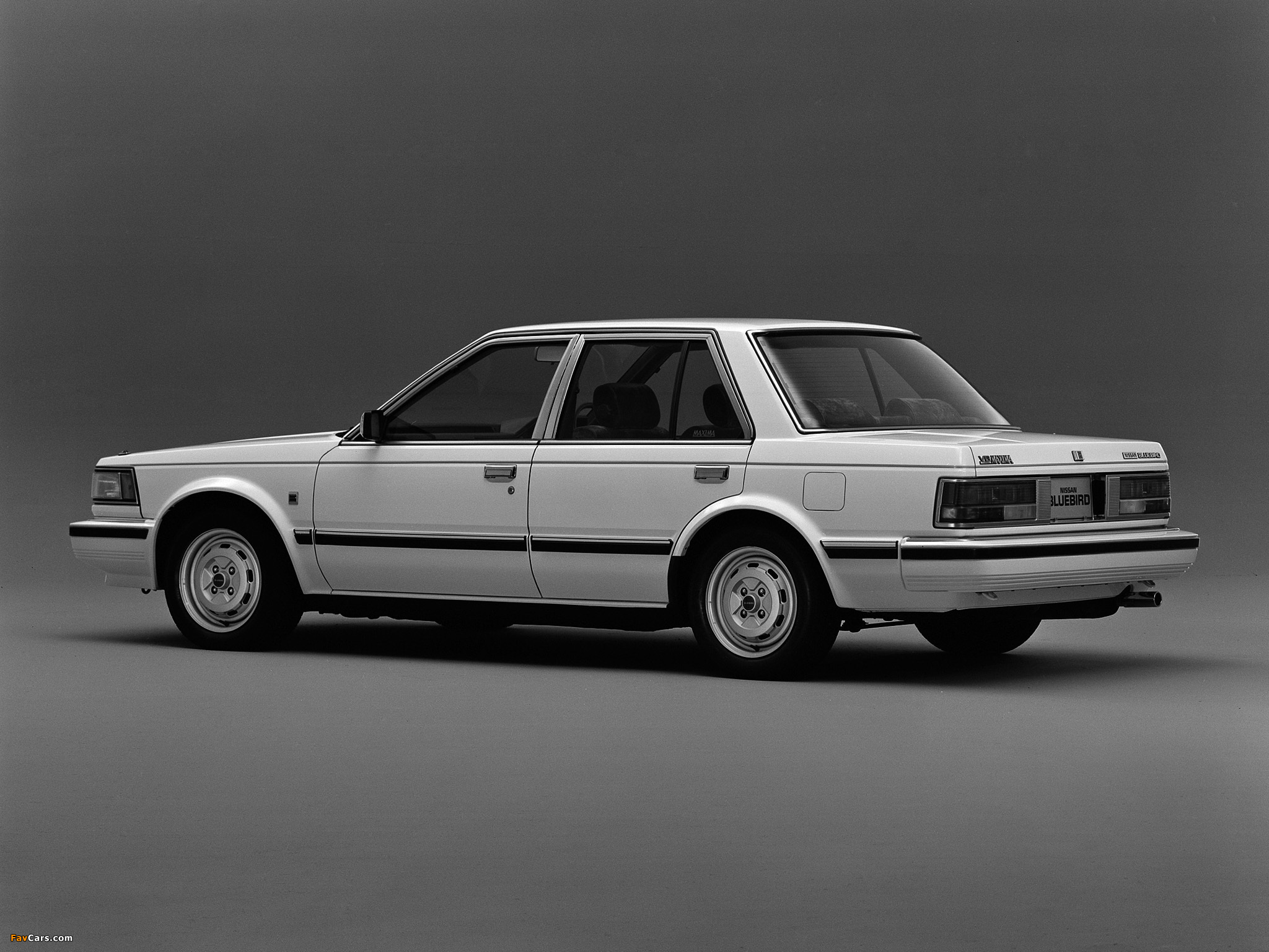 Nissan Bluebird Maxima Sedan (U11) 1984–86 images (2048 x 1536)