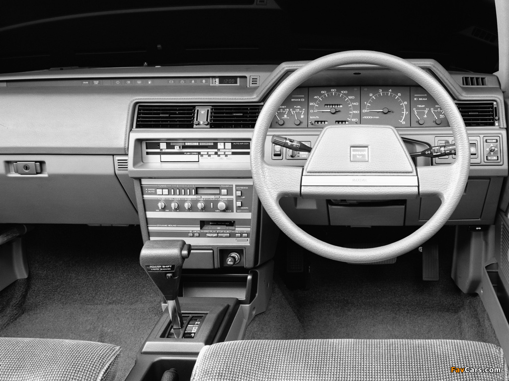 Nissan Bluebird Maxima Hardtop (U11) 1984–86 photos (1024 x 768)