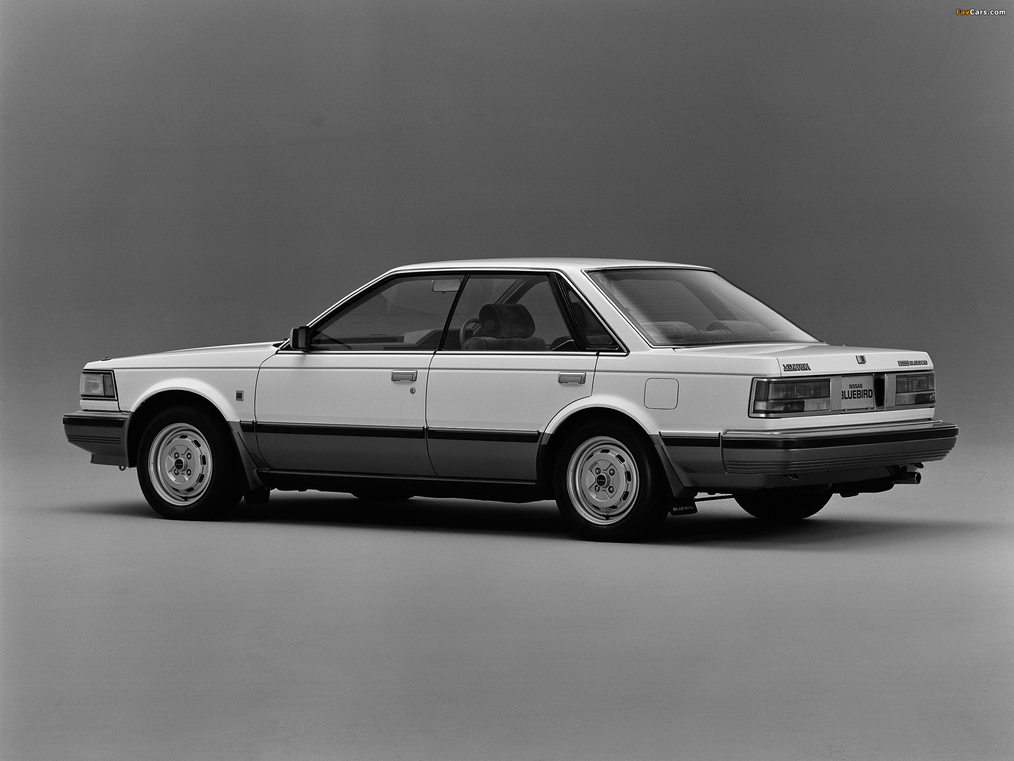 Nissan Bluebird Maxima Hardtop (U11) 1984–86 pictures (2048 x 1536)