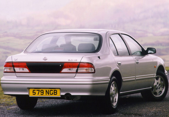 Nissan Maxima QX UK-spec (A32) 1994–2000 photos