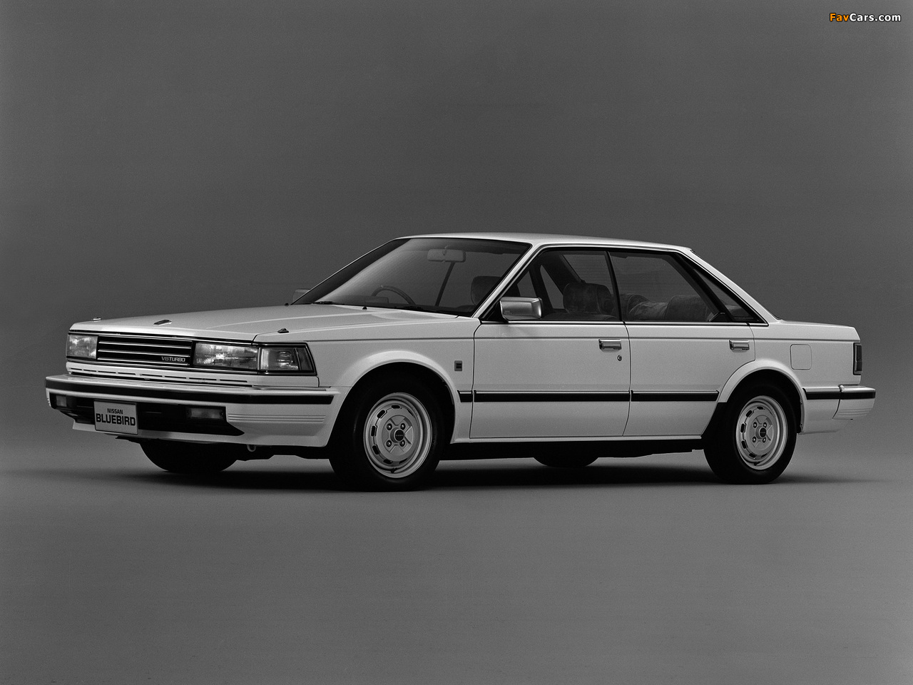 Photos of Nissan Bluebird Maxima Hardtop (U11) 1984–86 (1280 x 960)