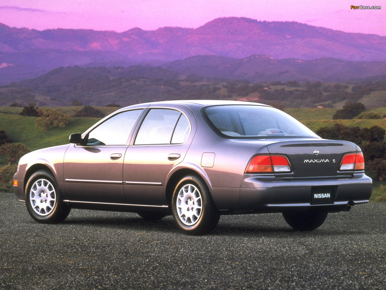 Photos of Nissan Maxima US-spec (A32) 1995–99 (1280 x 960)