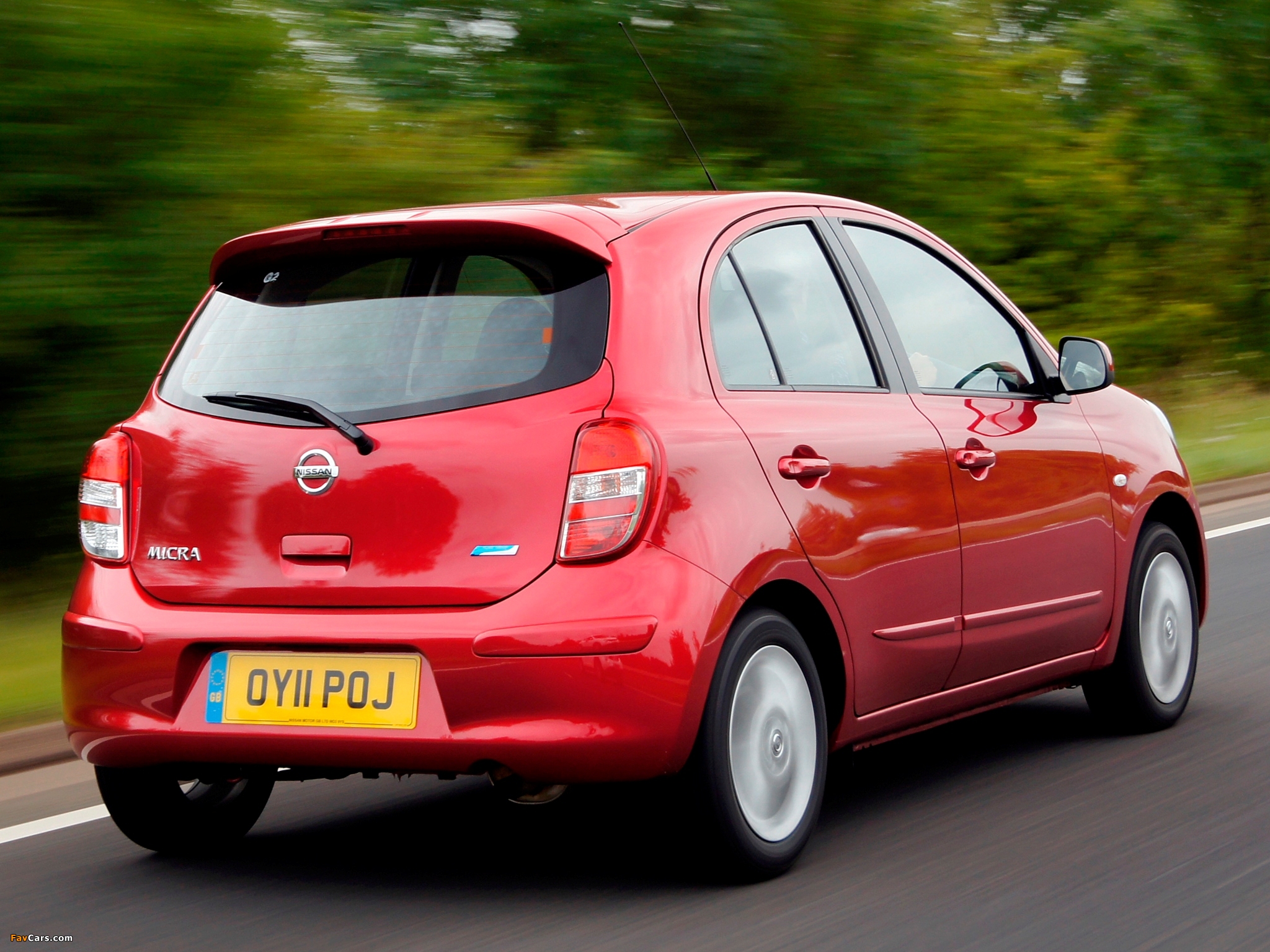 Nissan Micra 5-door UK-spec (K13) 2010 wallpapers (2048 x 1536)