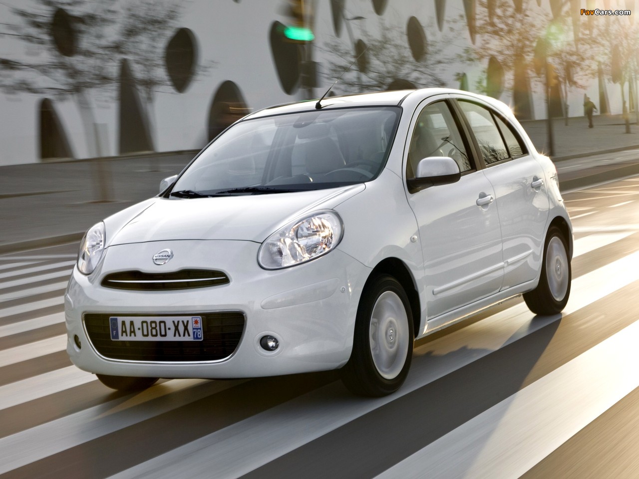 Nissan Micra DIG-S 5-door (K13) 2011 wallpapers (1280 x 960)