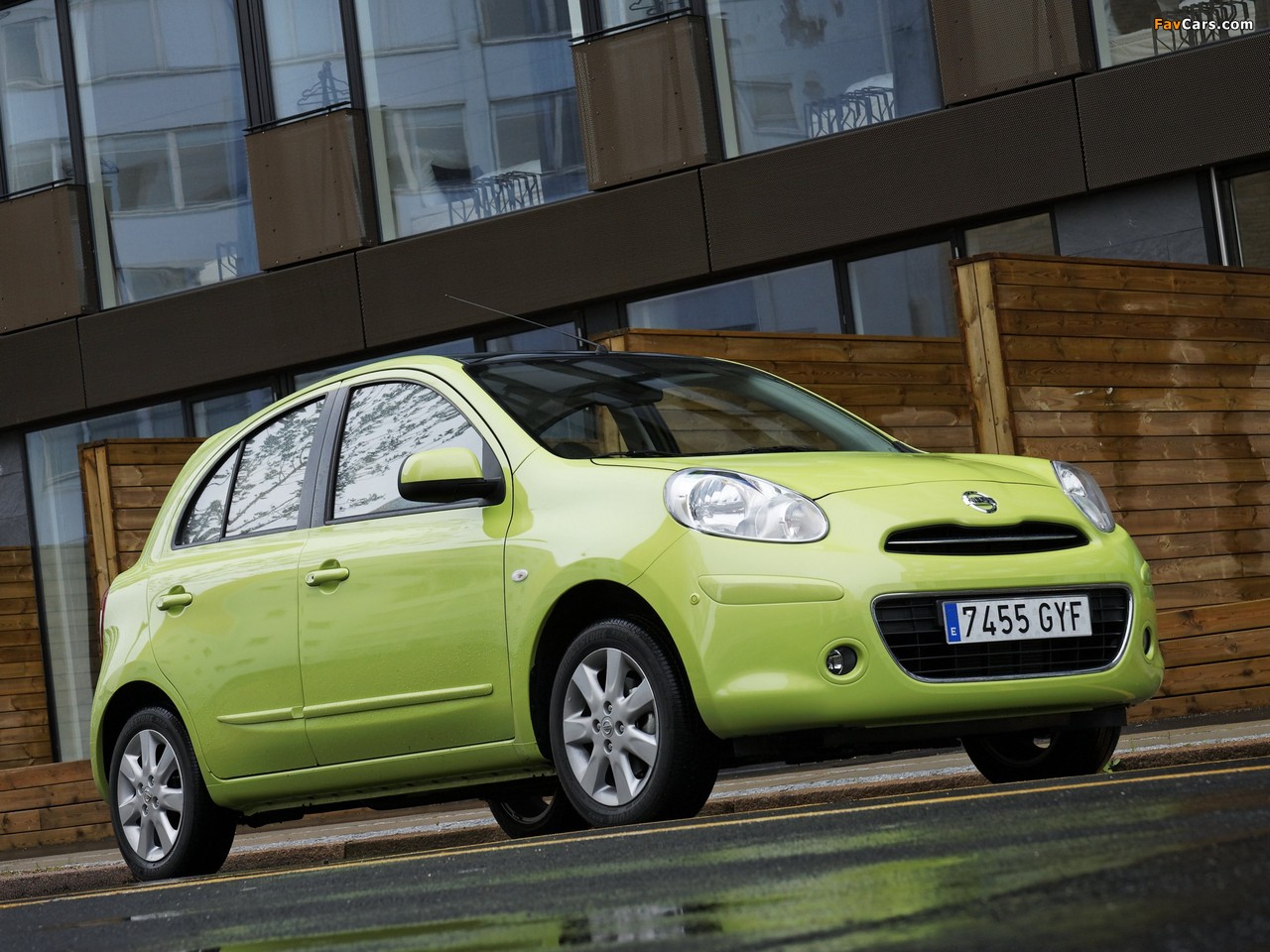 Pictures of Nissan Micra 5-door (K13) 2010 (1280 x 960)