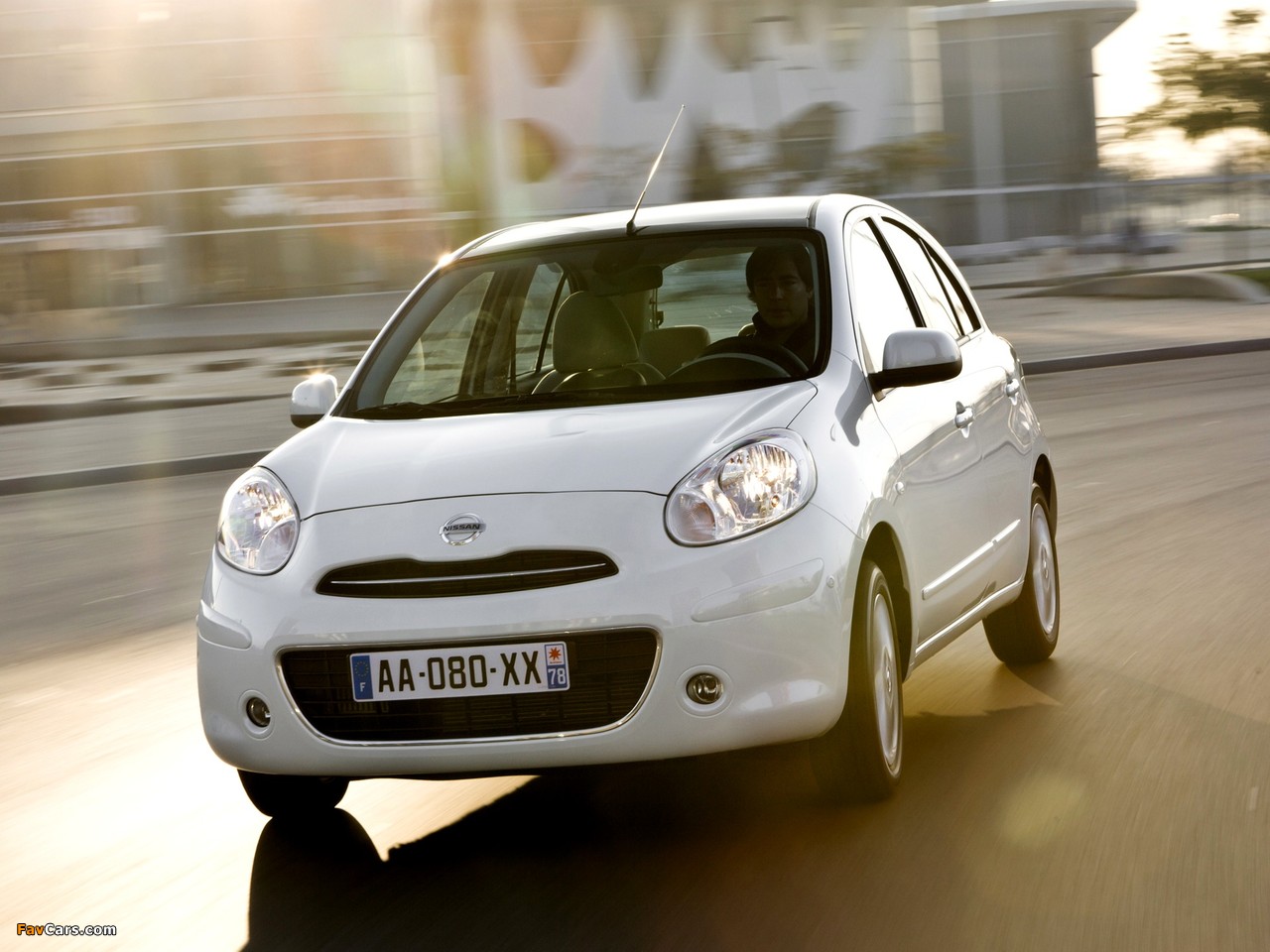 Pictures of Nissan Micra DIG-S 5-door (K13) 2011 (1280 x 960)