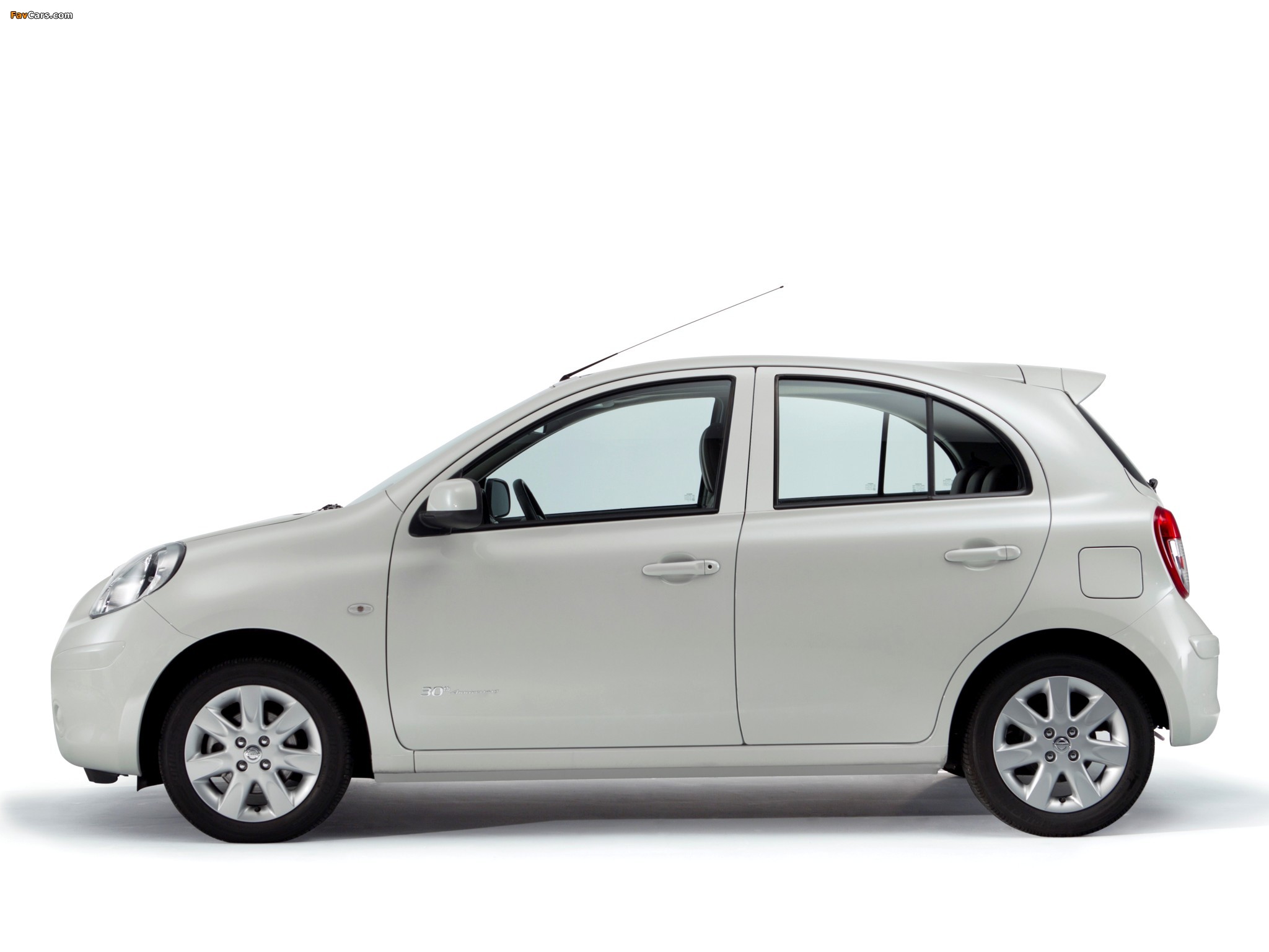 Pictures of Nissan Micra 30th Anniversary (K13) 2013 (2048 x 1536)