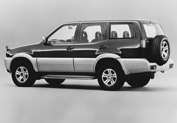 Nissan Mistral (R20) 1994–96 wallpapers