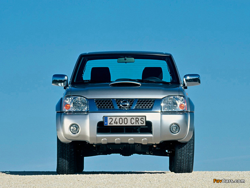 Images of Nissan Pickup Navara Crew Cab (D22) 2001–05 (800 x 600)