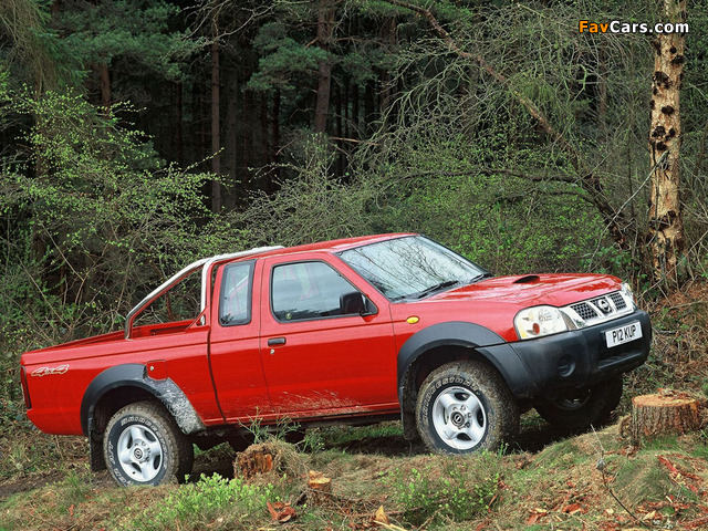 Images of Nissan Pickup Navara King Cab UK-spec (D22) 2001–05 (640 x 480)