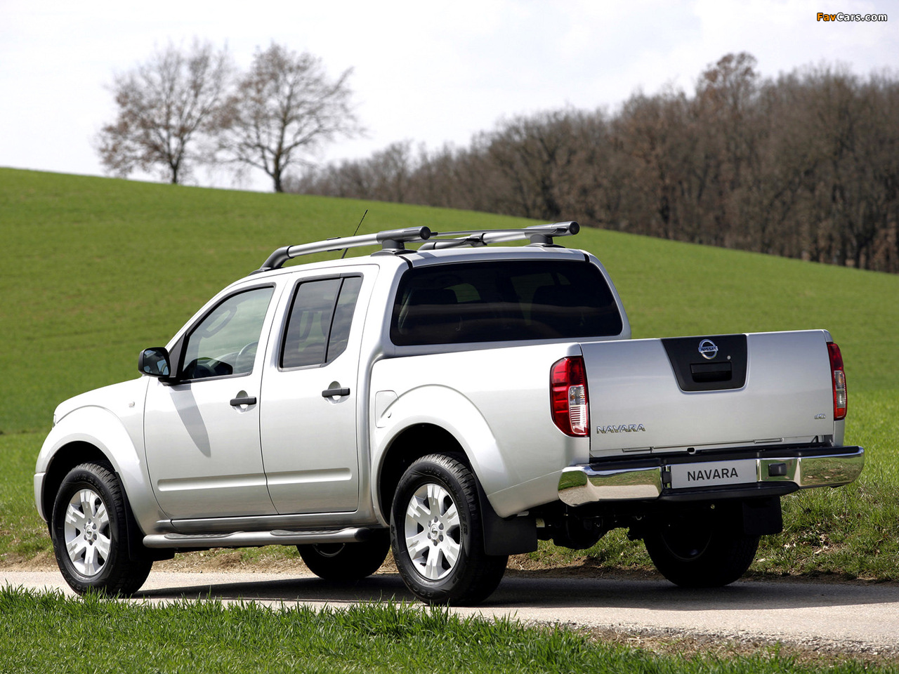 Images of Nissan Navara Double Cab (D40) 2005–10 (1280 x 960)