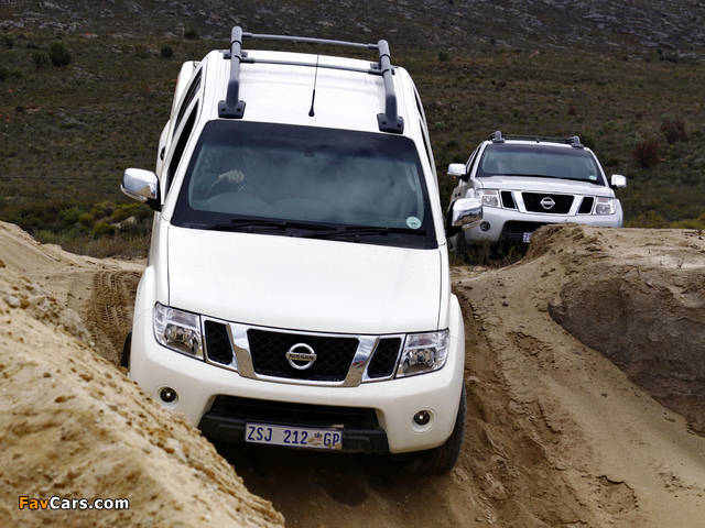 Images of Nissan Navara Double Cab ZA-spec (D40) 2010 (640 x 480)