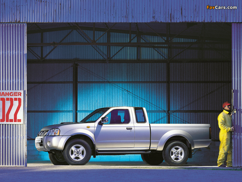 Nissan Pickup Navara King Cab UK-spec (D22) 2001–05 images (800 x 600)