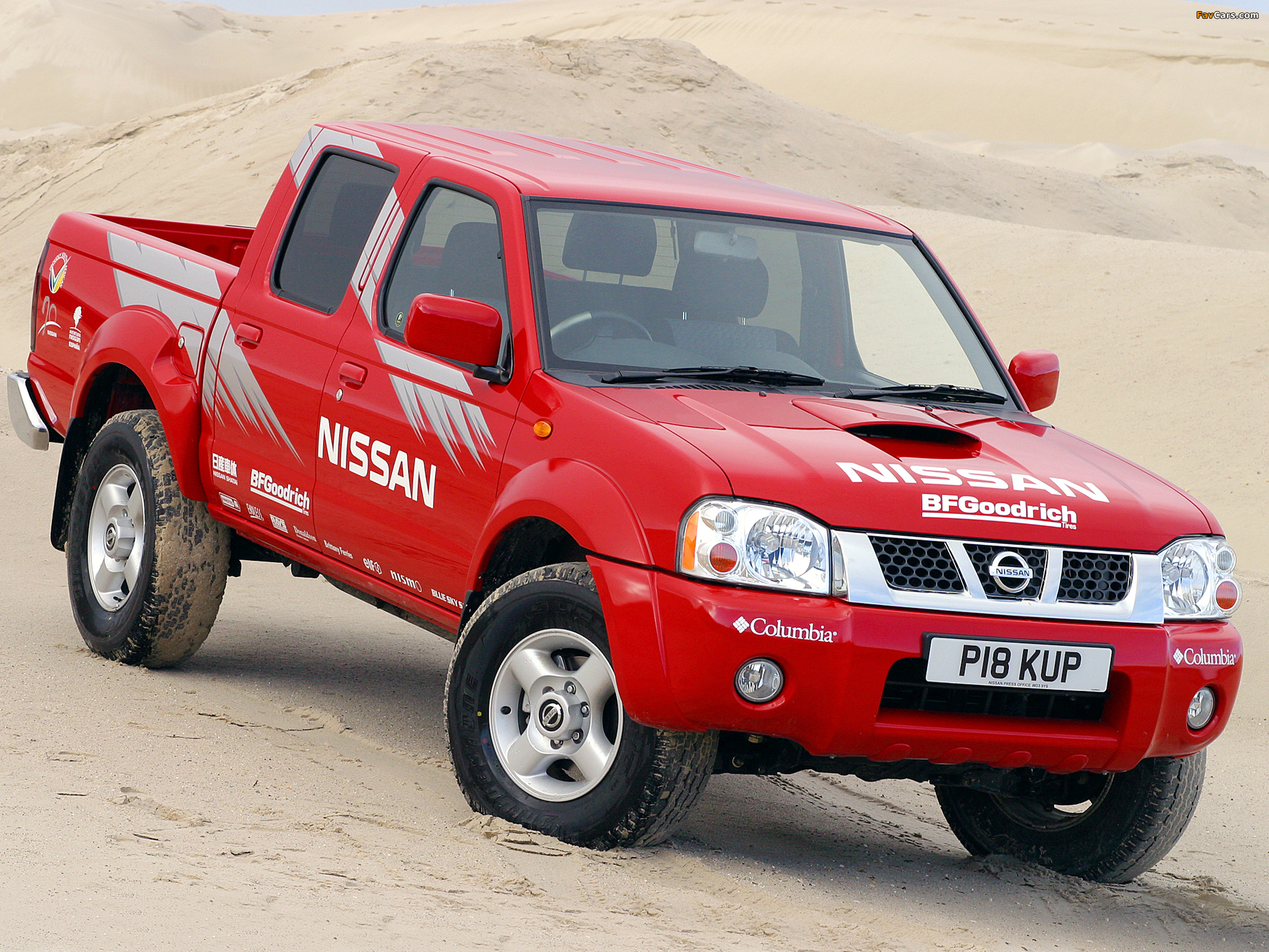 Nissan Pickup Navara Crew Cab UK-spec (D22) 2001–05 wallpapers (2048 x 1536)