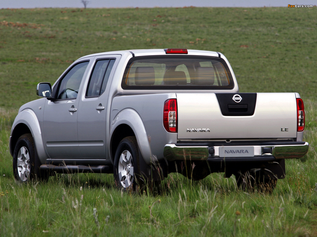 Nissan Navara Double Cab (D40) 2005–10 wallpapers (1280 x 960)