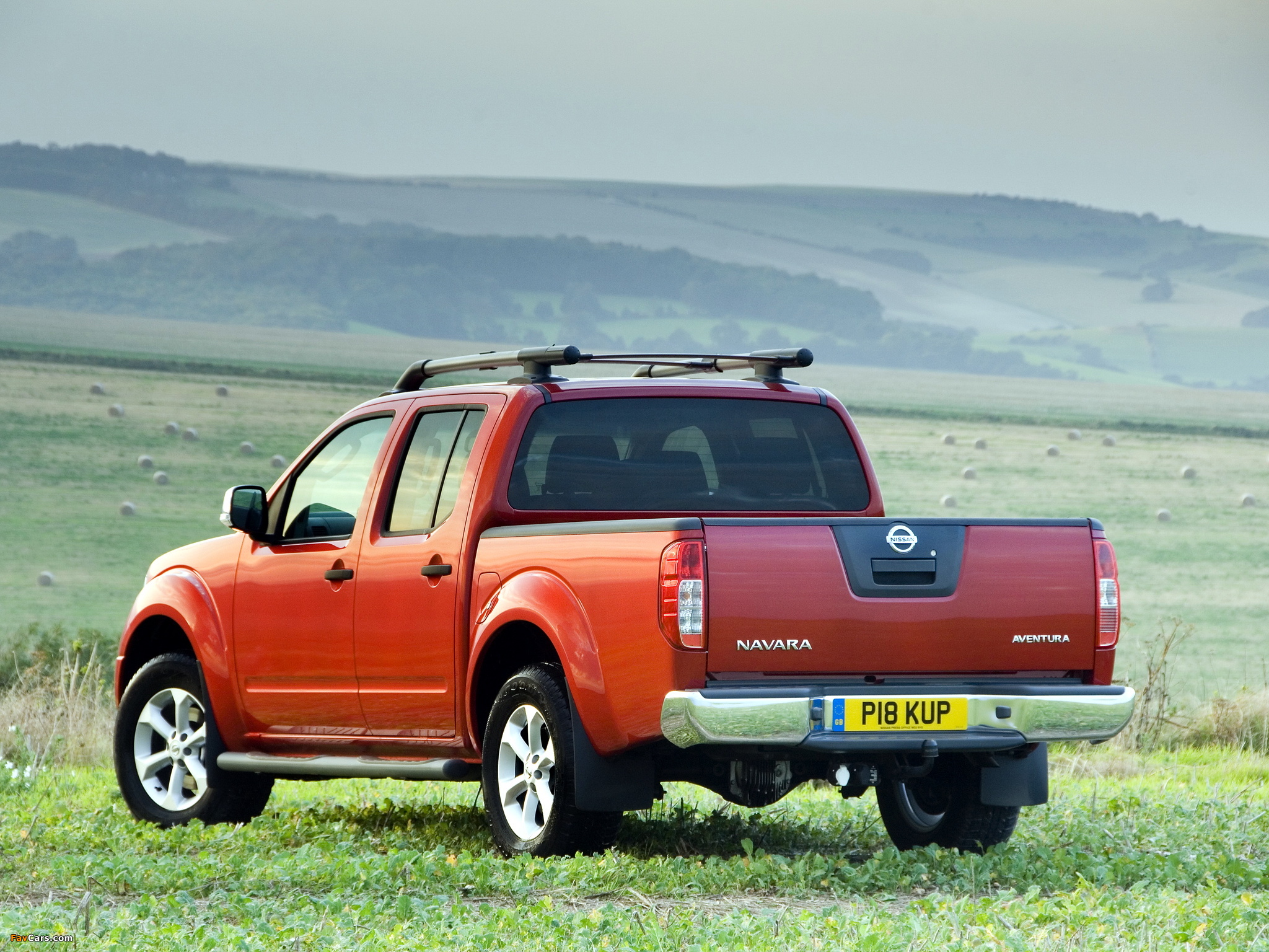 Nissan Navara Double Cab UK-spec (D40) 2005–10 wallpapers (2048 x 1536)