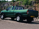 Photos of Nissan Pickup Navara King Cab UK-spec (D22) 1997–2001