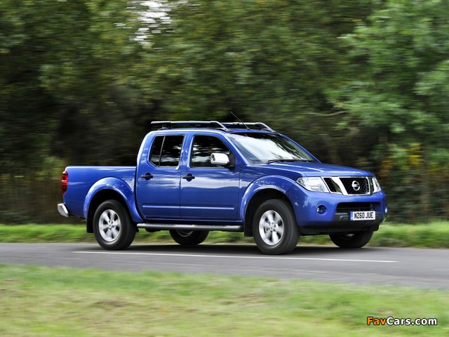 Photos of Nissan Navara Double Cab UK-spec (D40) 2010 (640 x 480)