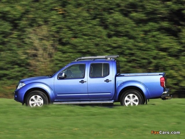 Photos of Nissan Navara Double Cab UK-spec (D40) 2010 (640 x 480)