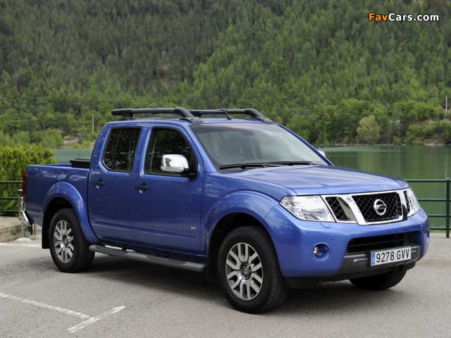 Photos of Nissan Navara Double Cab (D40) 2010 (640 x 480)