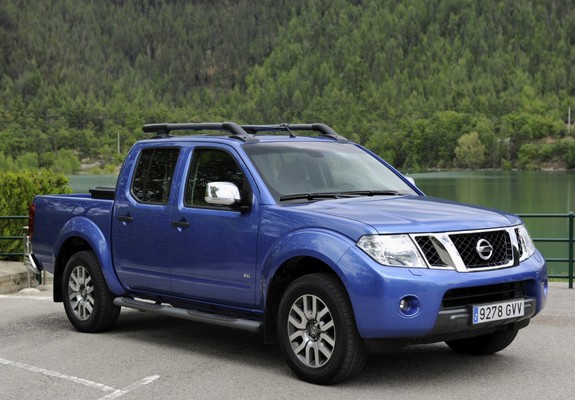 Photos of Nissan Navara Double Cab (D40) 2010