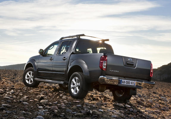 Photos of Nissan Navara Double Cab (D40) 2010