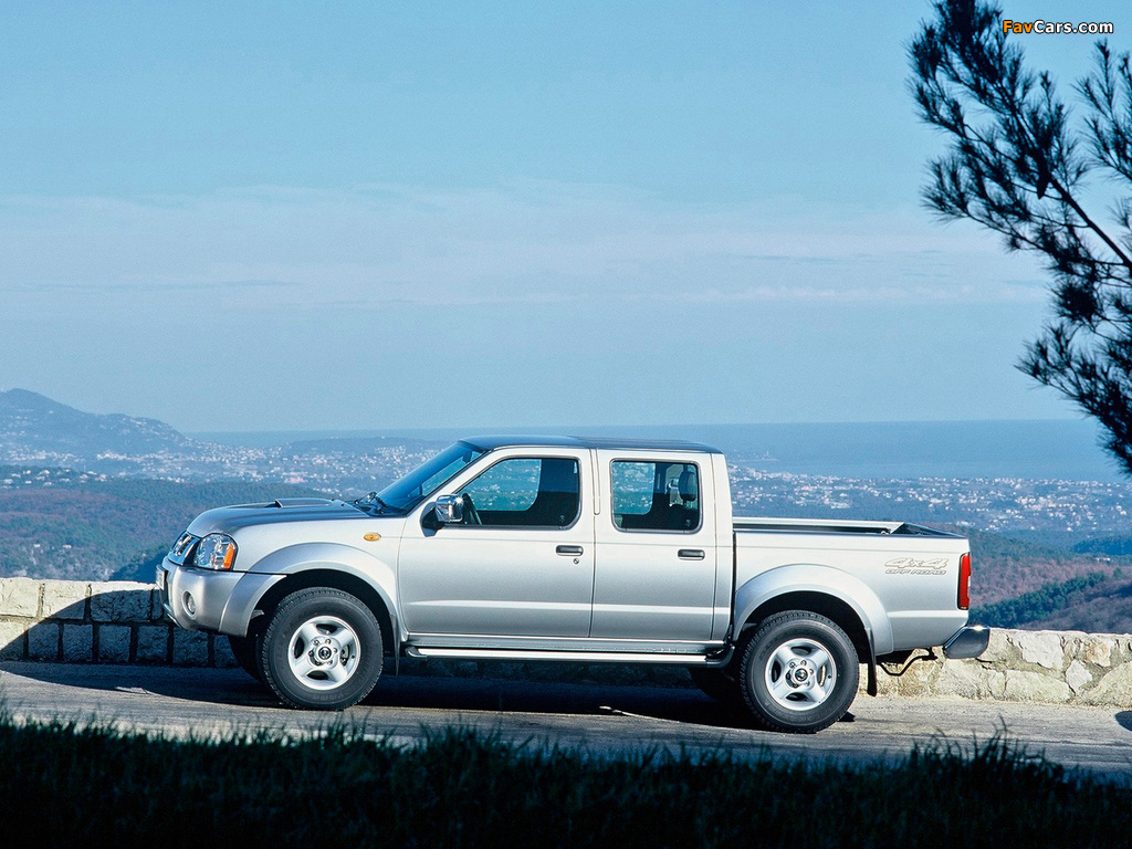 Pictures of Nissan Pickup Navara Crew Cab (D22) 2001–05 (1024 x 768)