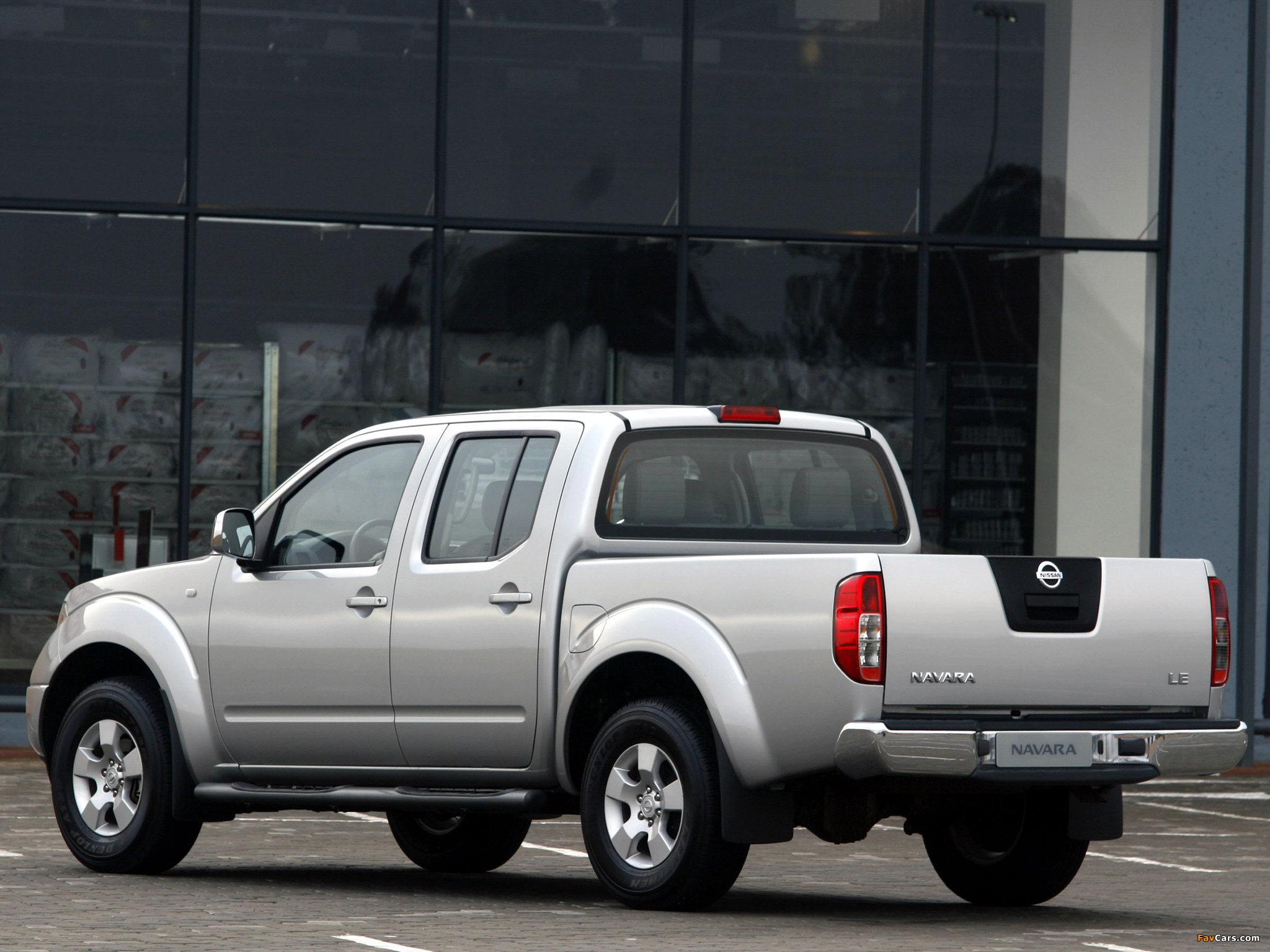 Pictures of Nissan Navara Double Cab (D40) 2005–10 (2048 x 1536)