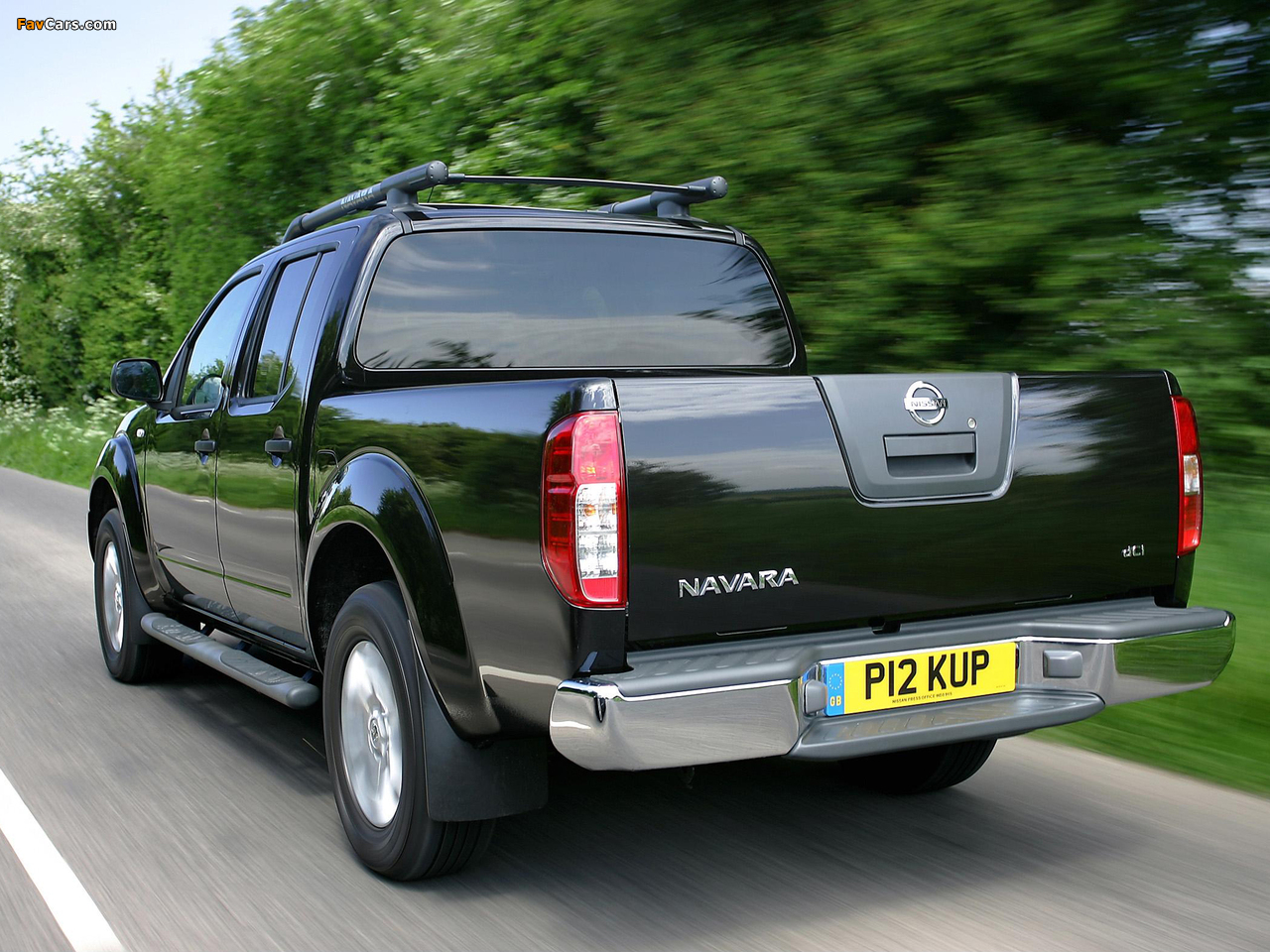 Pictures of Nissan Navara Double Cab UK-spec (D40) 2005–10 (1280 x 960)