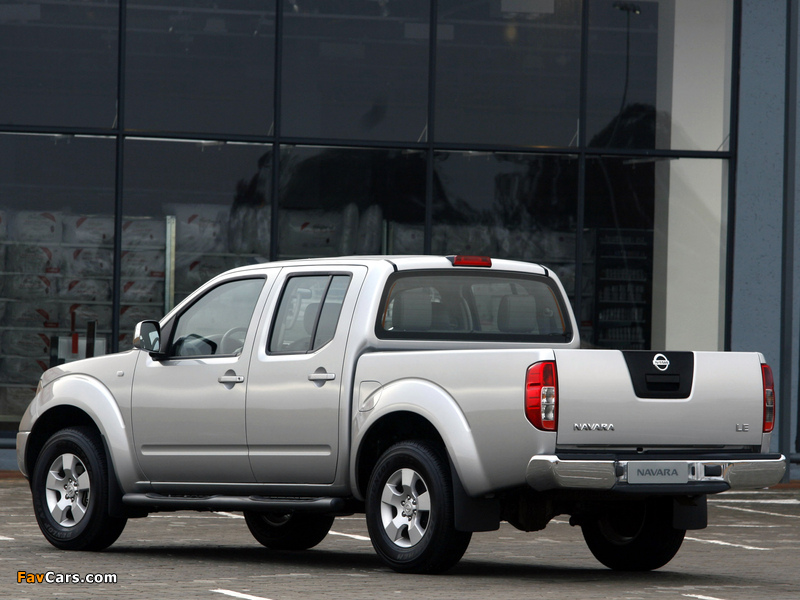 Pictures of Nissan Navara Double Cab (D40) 2005–10 (800 x 600)